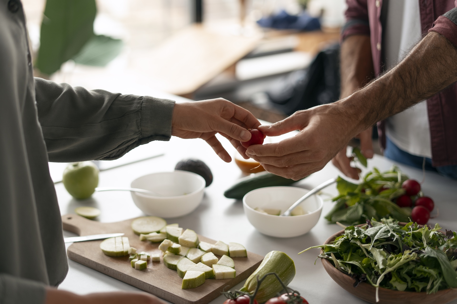 celebration-de-la-journee-mondiale-de-la-sante-avec-des-aliments-nutritifs (1)